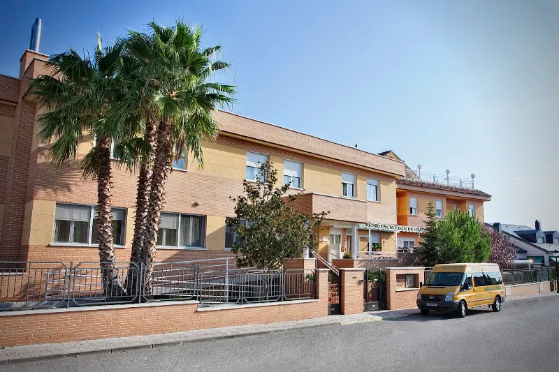 Residencia y Centro de Día Edad de Oro - Residencia de ancianos en Navalcarnero - foto 2