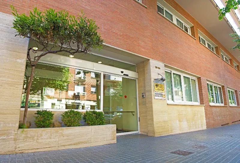 Las Acacias (3ª Edat) - Residencia de ancianos en Barcelona - foto 2