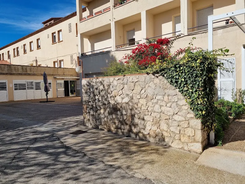 Residència Sagrada Família Matadepera - Residencia de ancianos en Santa Coloma de Gramenet - foto 2