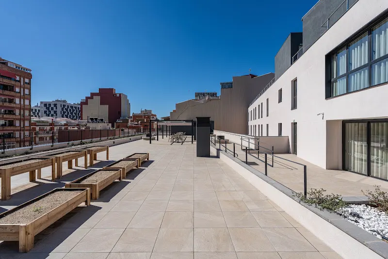 Residència i centre de dia Casa Badina - Residencia de ancianos en Badalona - foto 4