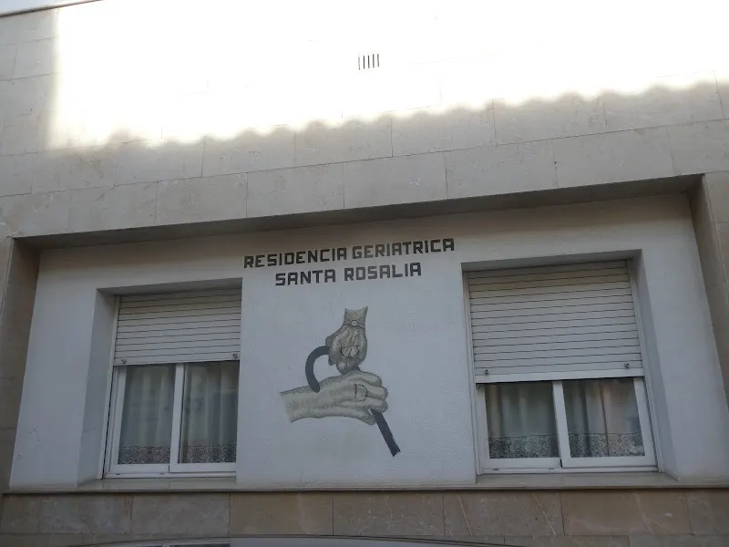 Residència Geriàtrica Santa Rosalia SL - Residencia de ancianos en Sabadell - foto 3