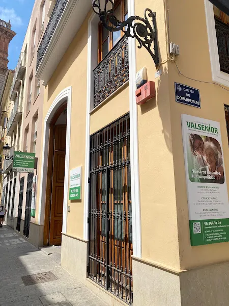 Residencia Tercera Edad Valsenior Torres de Serranos - Residencia de ancianos en Valencia - foto 2