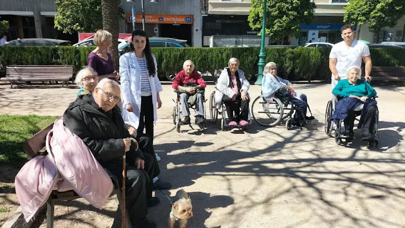 Residencia tercera edad Jardines del Palau centro de día - Residencia de ancianos en Valencia - foto 2