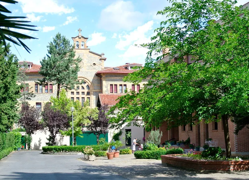 Siervas De María Ministras De Los Enfermos - Residencia de ancianos en Burlada - foto 2