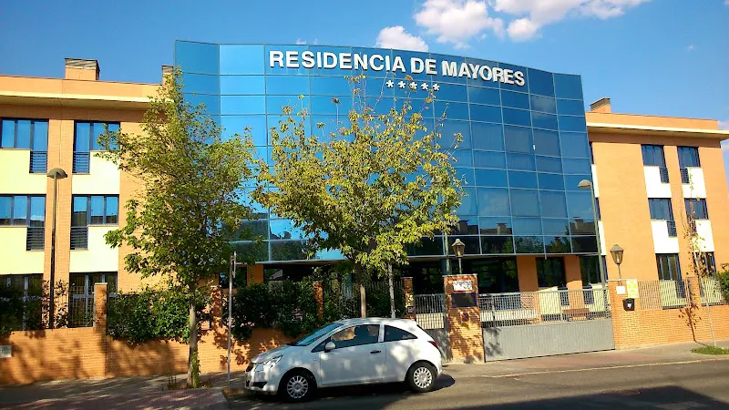 Clínica Geriátrica Los Ángeles SL - Residencia de ancianos en Getafe - foto 2