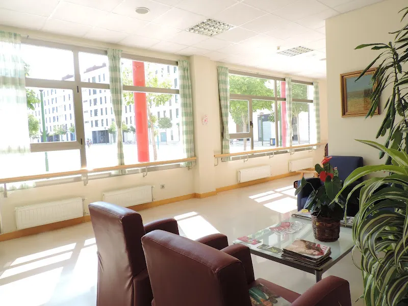 Centro Terapéutico de Día para Mayores Rocamador - Centro asistencial de día en Burgos - foto 2