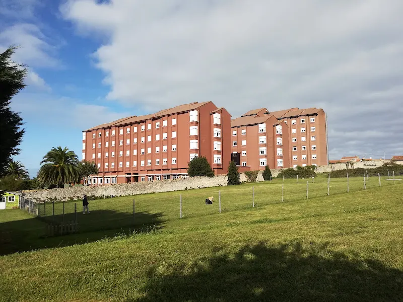 Residencia de Cueto-Gobierno Cantabriatrabajo - Residencia de ancianos en Santander - foto 2