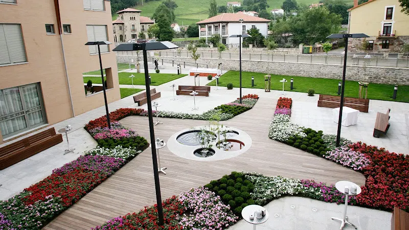Colisée Puente Viesgo | Residencia y Centro de Día en Cantabria - Torrelavega
