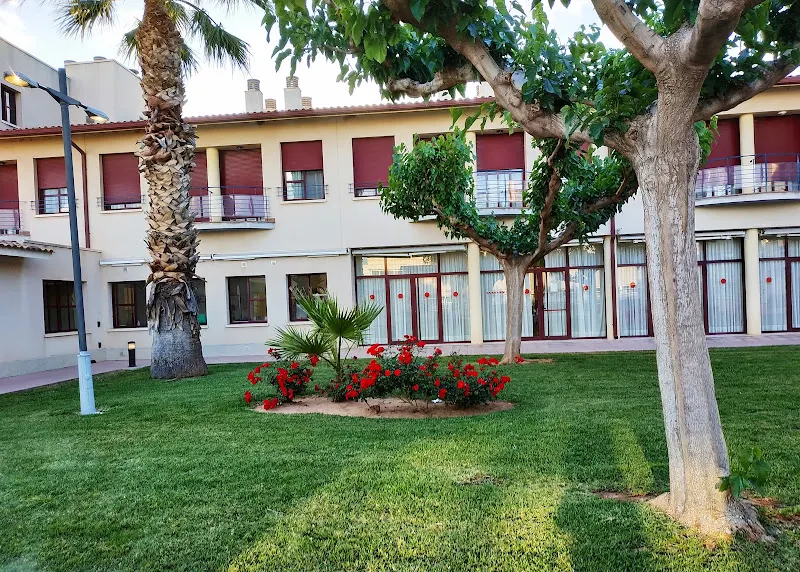 Residencia Municipal De La Tercera Edad De Almazora - Residencia de ancianos en Almassora - foto 2