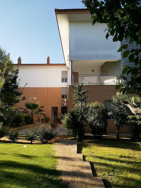 Residencia de Ancianos San Rafael Dos Hermanas