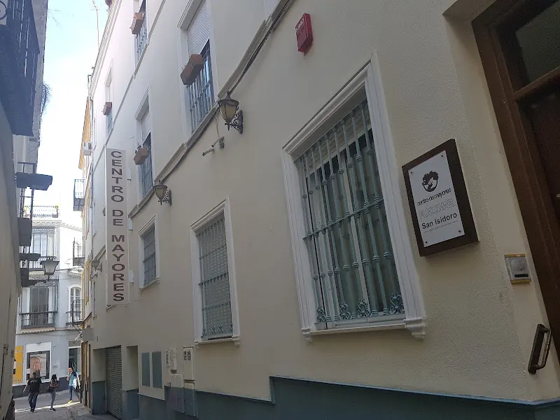 Centro de Mayores San Isidoro - Residencia de ancianos en Sevilla - foto 2