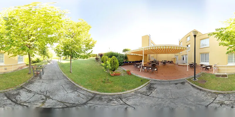 Residencia Bouco Punta Galea - Residencia de ancianos en Las Rozas - foto 2