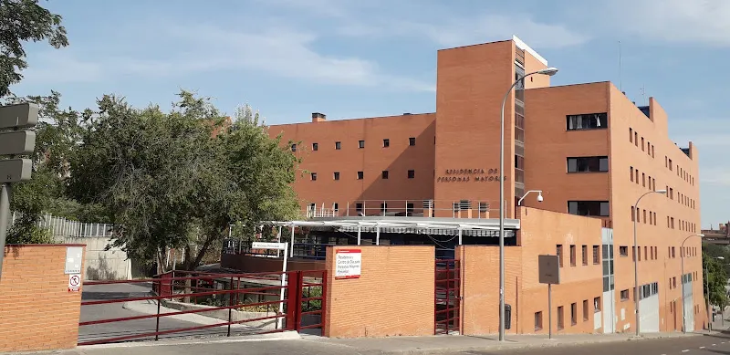 Residencia y Centro de día Peñuelas - Residencia geriátrica en Madrid - foto 2