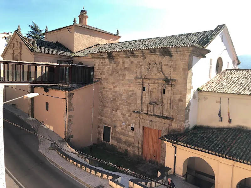 Residencia de Mayores San Francisco - Residencia de ancianos en Plasencia - foto 2