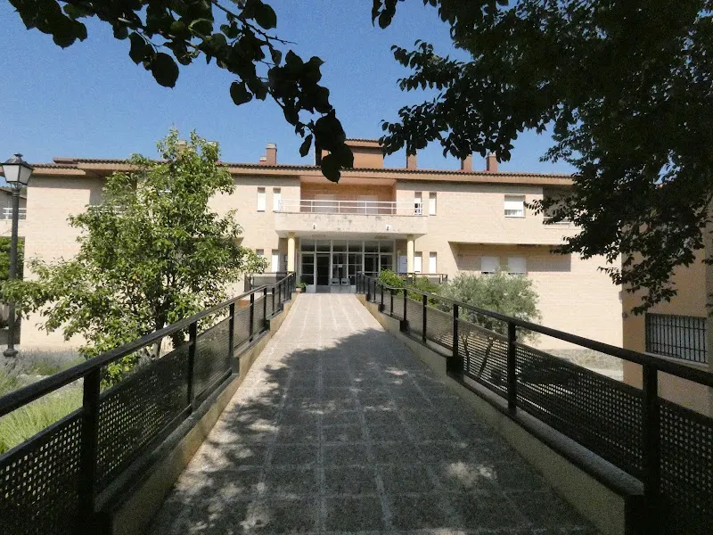 Centro Residencial Los Girasoles. Asociación Edad Dorada Mensajeros de la Paz CLM-Galicia - Residencia de ancianos en Guadalajara - foto 2