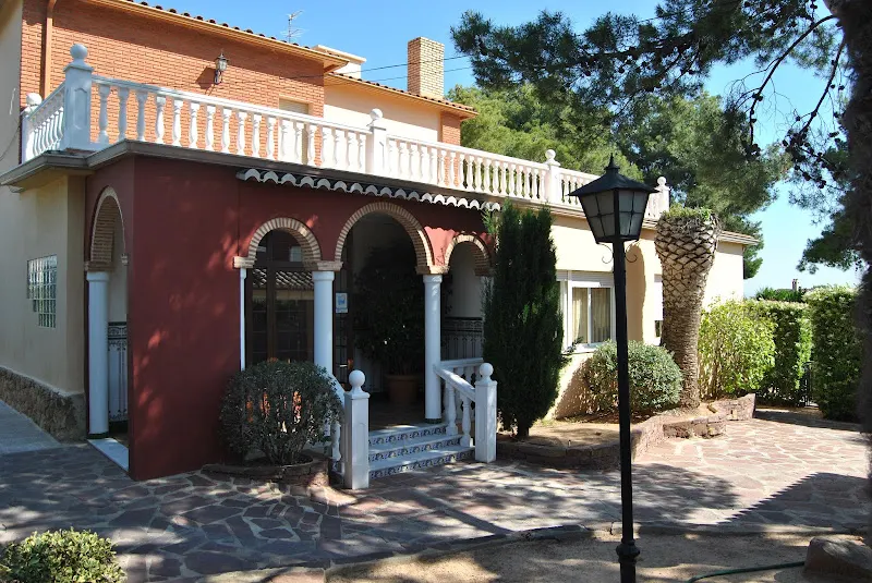 Residencia San Joaquín y Santa Ana S.L. - Residencia de ancianos en Torrent - foto 2