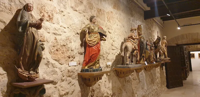 Residencia San Bernabé y San Antolín - Palencia