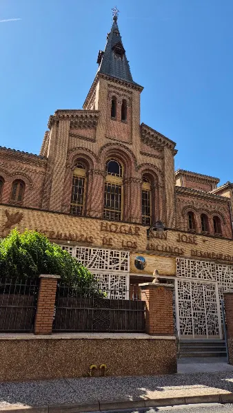 Hogar San José Hermanitas de los Ancianos Desamparados Gestión Privada - Zaragoza