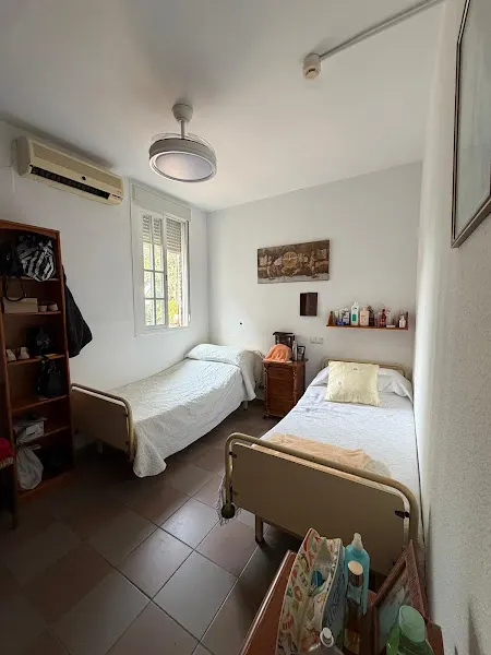 Residencia para personas mayores Santa Angela - Residencia de ancianos en Alcalá de Guadaíra - foto 2