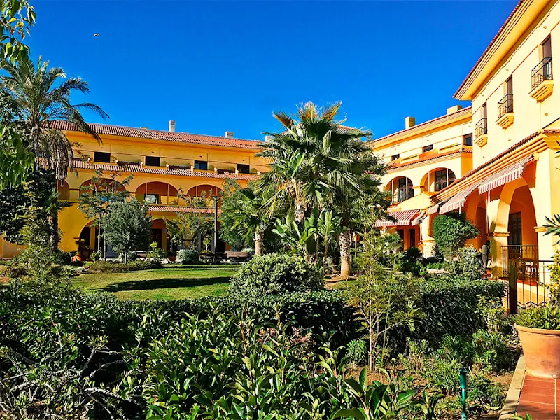 Seniors Torrequebrada | Residencia para mayores y Centro de Día Benalmádena Málaga - Residencia de ancianos en Benalmádena - foto 2