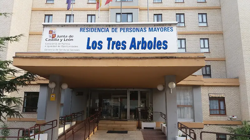 Residencia de Mayores Los Tres Árboles