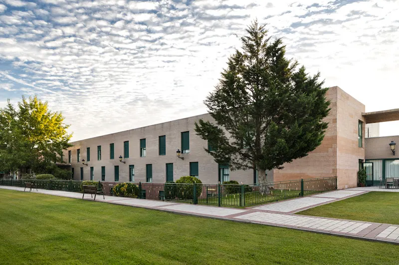 Residencia de mayores Villaralbo | DomusVi