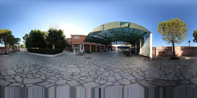 Residenciade ancianos con jardin La Torre - Residencia geriátrica en Arganda del Rey - foto 2