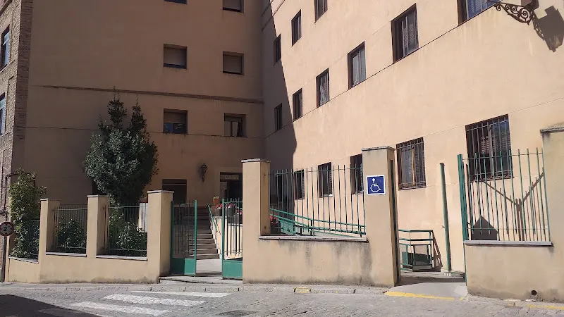 Residencia Sacerdotal Diocesana - Segovia