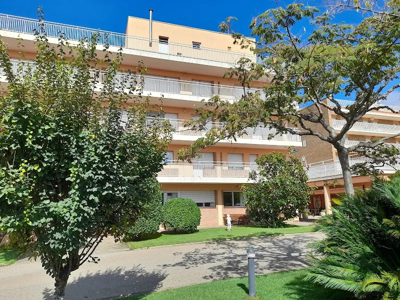 Residencia Hogar Nuestra Señora de Lourdes - Residencia de ancianos en Esplugues de Llobregat - foto 2