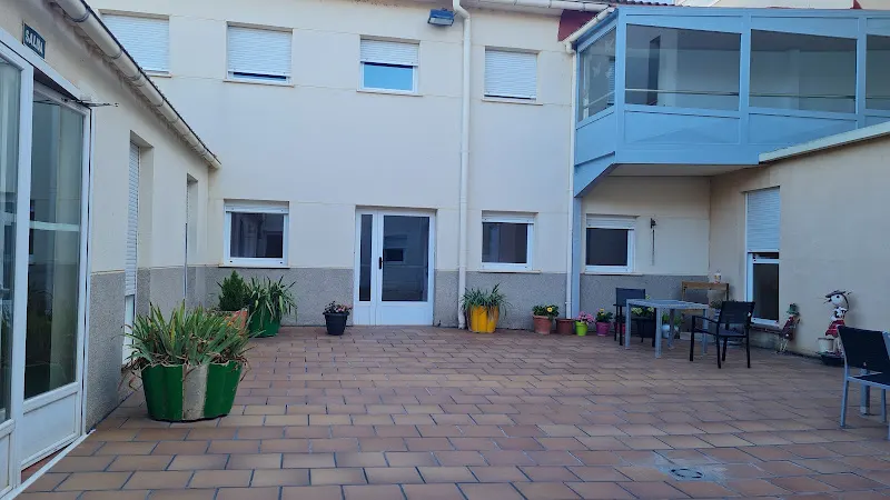 Residencia de Mayores "La Solana" - Residencia de ancianos en Moron de Almazan - foto 2
