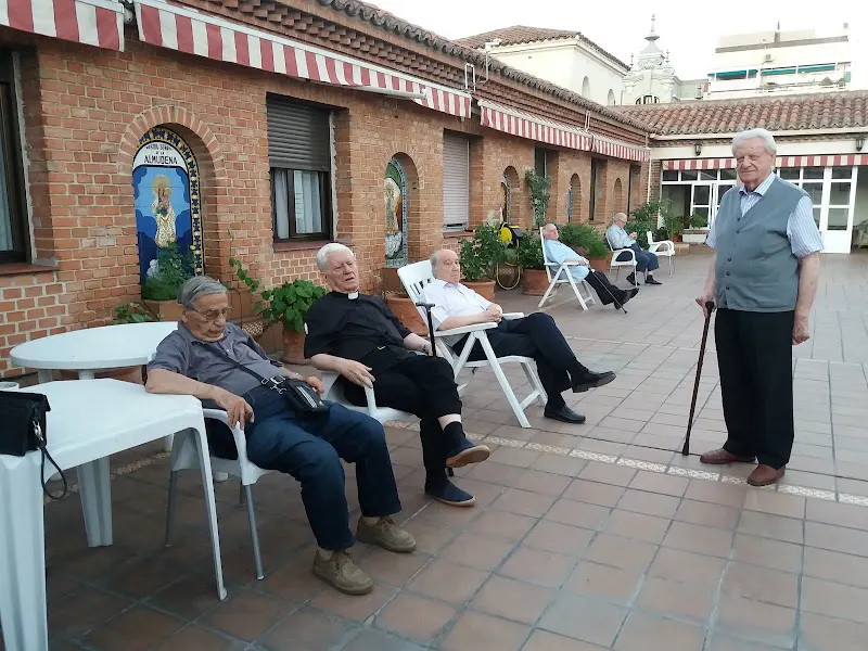 Residencia Sacerdotal San Pedro Gestión Privada