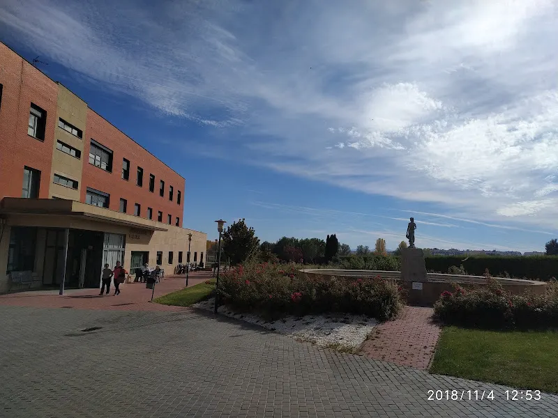 Residencia "Ciudad de Aranda" - Residencia de ancianos en Aranda de Duero - foto 2