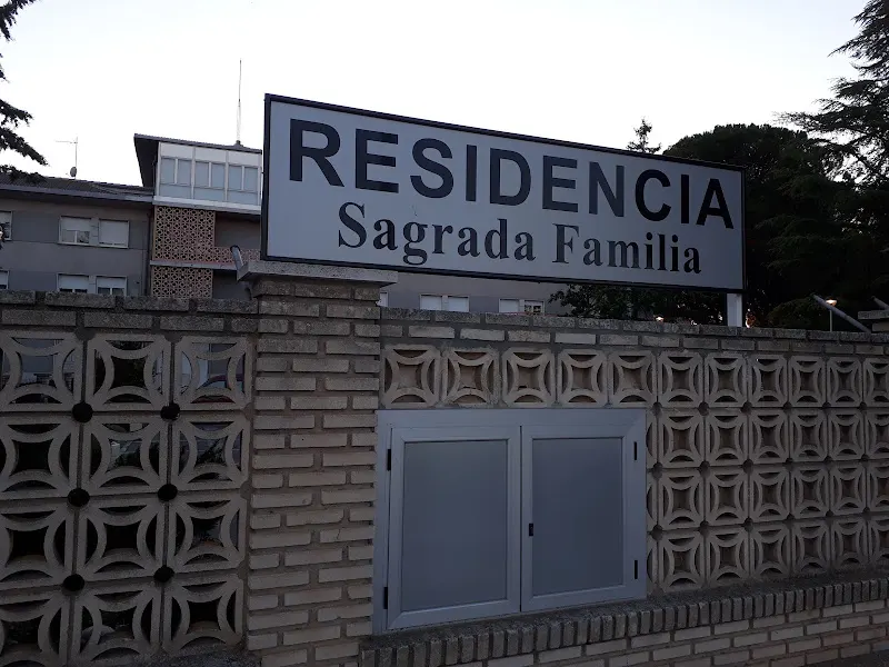 Residencia Hogar "Sagrada Familia" - Residencia de ancianos en Aranda de Duero - foto 2
