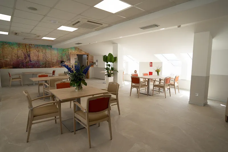 Residencia y Centro de día | Mial Salud Galapagar - Galapagar