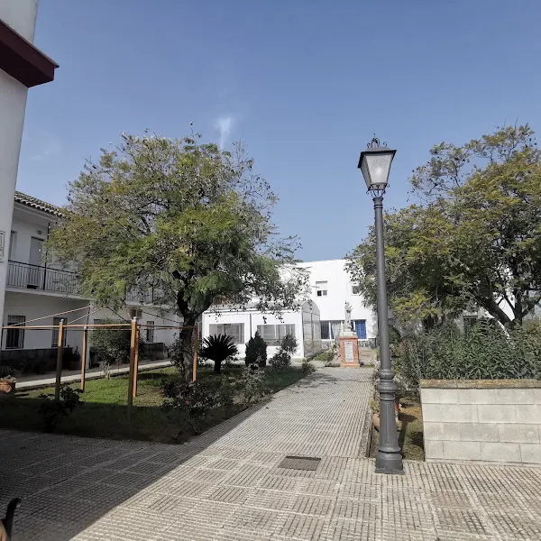 Residencia Nuestra Señora de la Soledad y San José