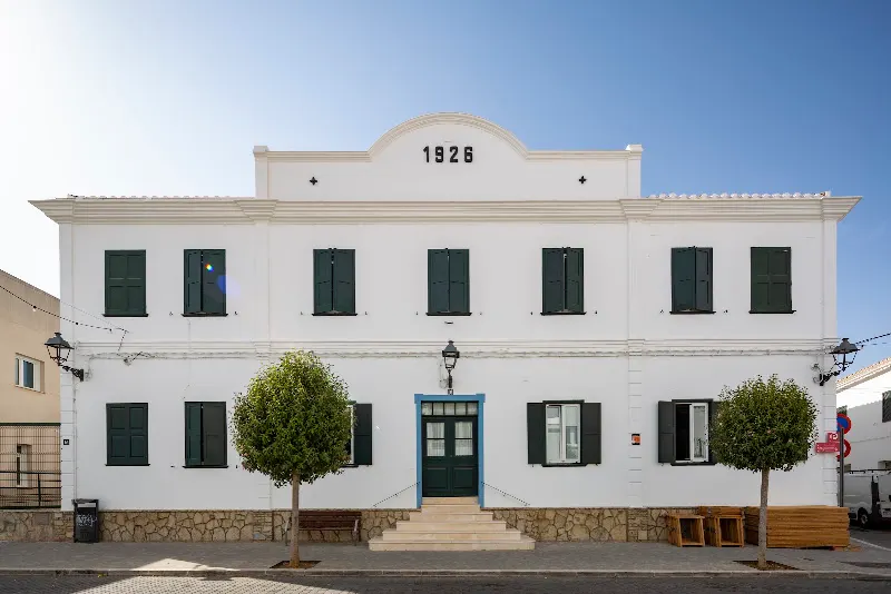 Residencia Geriátrica y Centro de Día Es Mercadal - Residencia de ancianos en Mercadal (Es) - foto 2