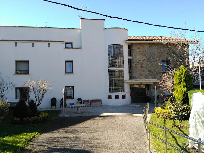 Residencia de Ancianos Usansolo