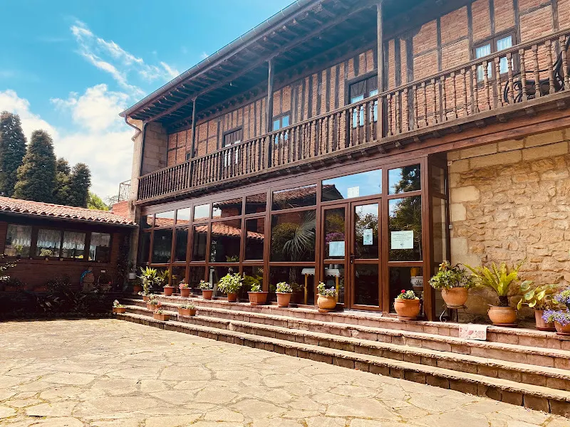 Residencia El Estanque - Torrelavega