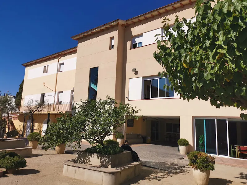 Casa Benéfica de El Masnou - Comunidad para jubilados en El Masnou - foto 2