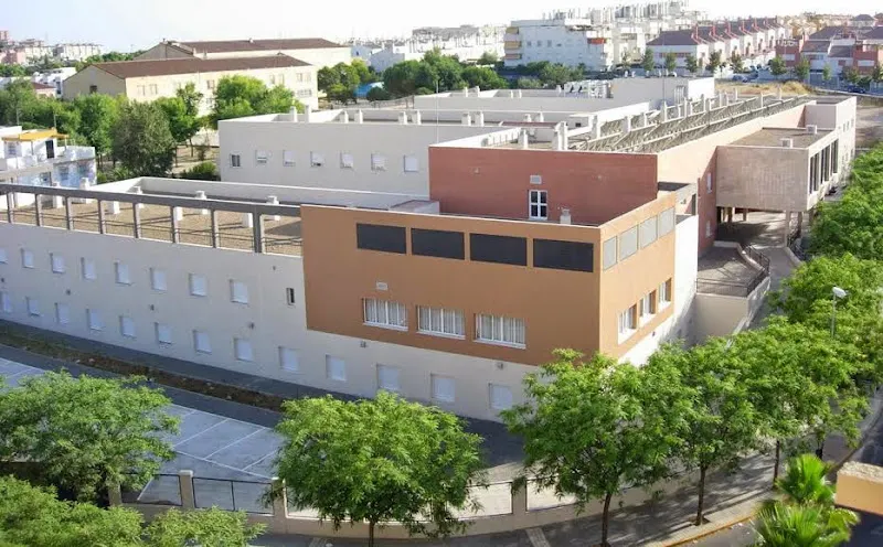Centro de personas mayores Joaquín Rosillo. Residencia de mayores.