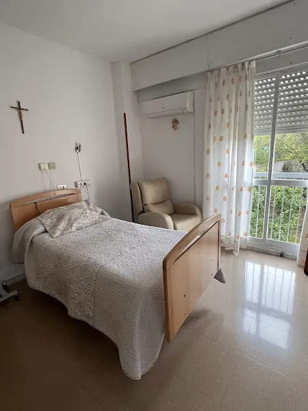 Residencia Sagrada Familia En La Zubia Hijas De La Caridad De San Vicente Paúl