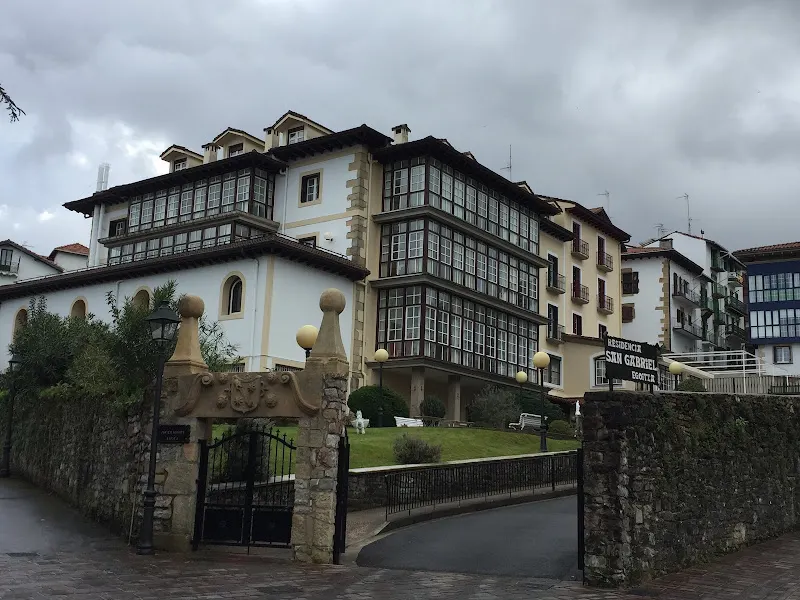 Residencia San Gabriel - Hondarribia