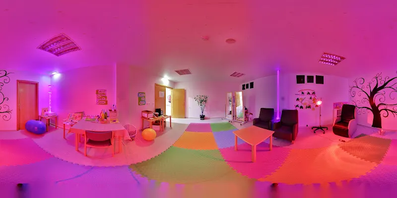 Residencia de Mayores La Puebla de Alfindén | El Moreral UDP