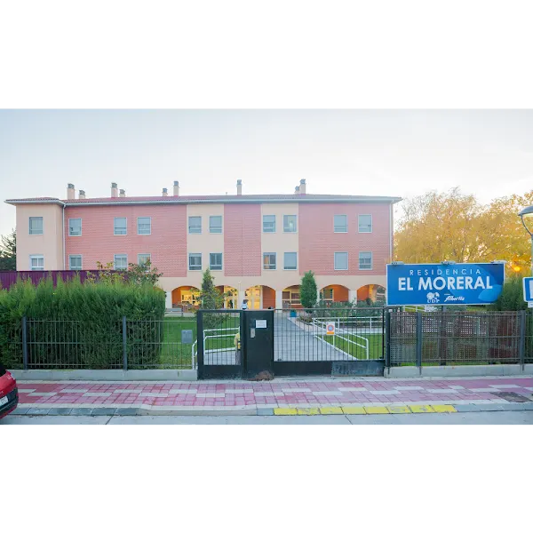 Residencia de Mayores La Puebla de Alfindén | El Moreral UDP - Residencia de ancianos en La Puebla de Alfinden - foto 4