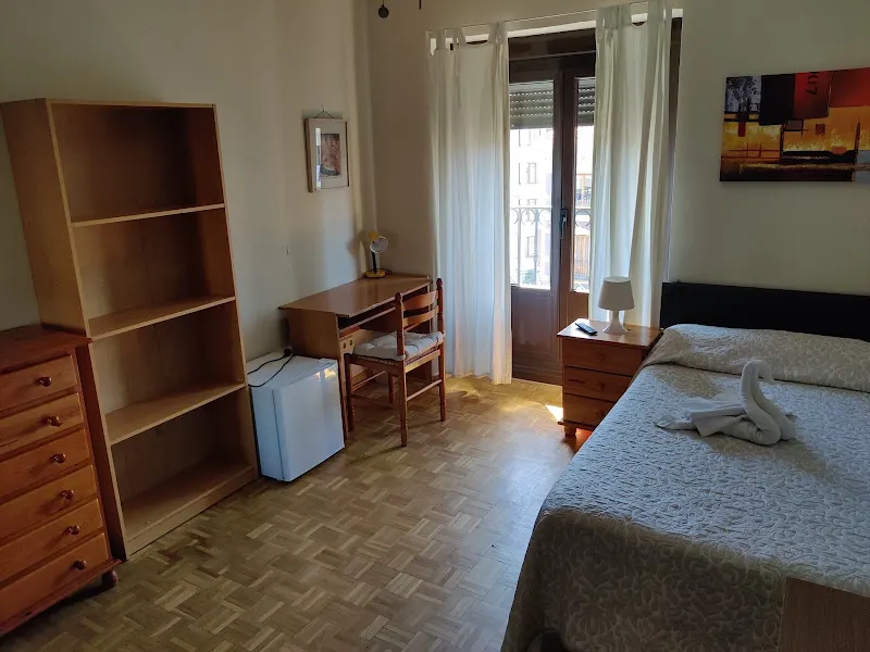 Residencia Femenina Santa Gema