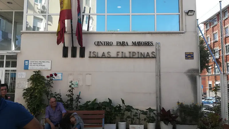 Centro Municipal de Mayores Islas Filipinas