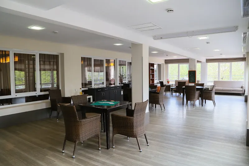 Caser Residencial Arturo Soria - Residencia de ancianos en Madrid - foto 3