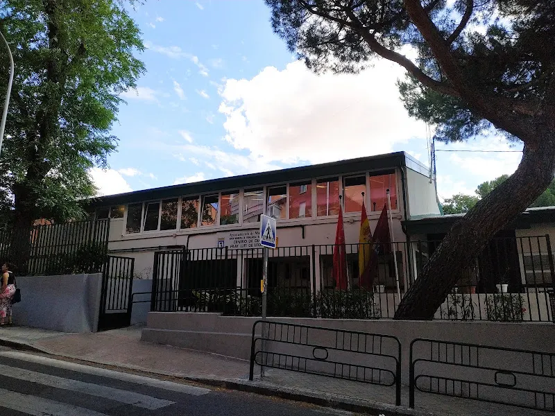Centro De Día Municipal Fray Luis De León - Centro asistencial de día en Madrid - foto 2