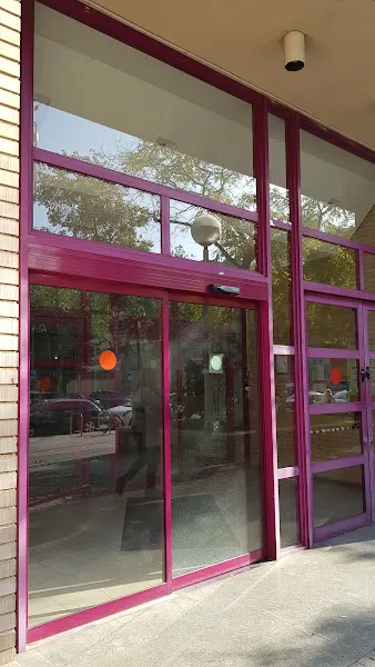 Residencia y Centro de Día “La Verneda” - Residencia de ancianos en Barcelona - foto 2