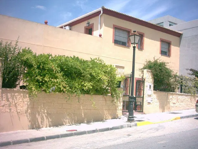 Residencia La Milagrosa - Camas